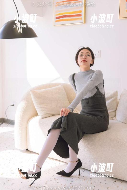 BoBoSocks袜啵啵-稚予 BoBoSocks袜啵啵 - 给你一双稚予的Vans,再送你一张原图,下载比你想象的还要简单!