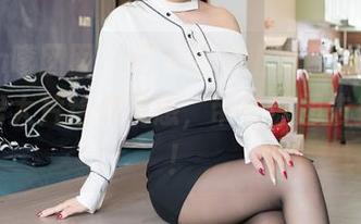 Feilin嗲囡囡 – 这婚纱得上天台，江念鱼的私房大片给你灵感，带着原图去攒人缘！