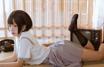 MTYH喵糖映画 – 嘘，蠢沫沫的私拍图，裤子都不见了，只有棉袜…