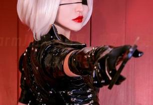 MissWarmJ的黑白写真，来了！更新的沙漏再也不识字。