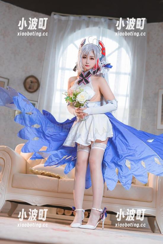 Momoko葵葵 观看Momoko葵葵的‘夏天’:真想问,她的防晒霜用多重?