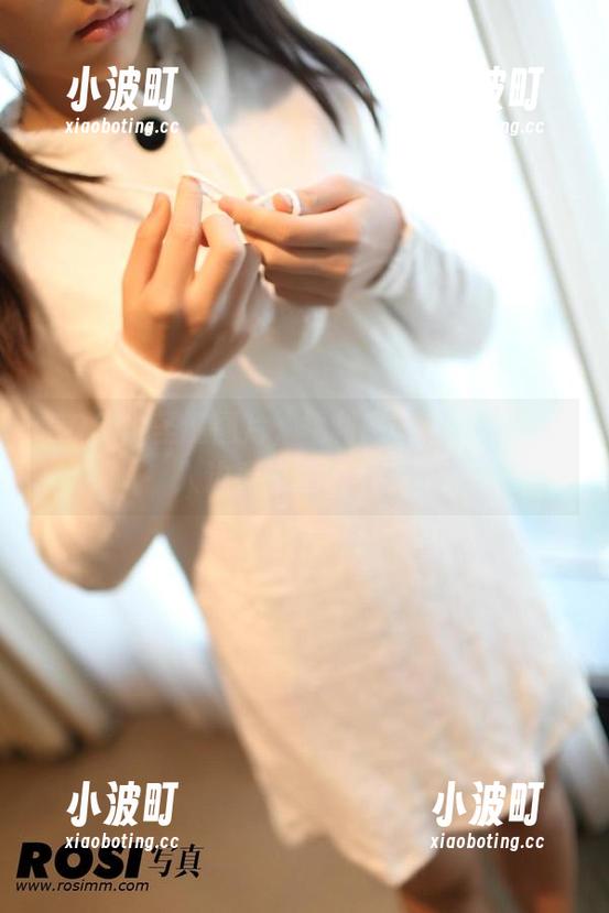 ROSI写真 ROSI的圣诞图片,福利感十足,偏偏让人边看边忍俊不禁。