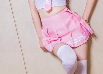TouTiao头条女神 – 短裙风暴：李由美的美图更新，一不小心就被撩到了！