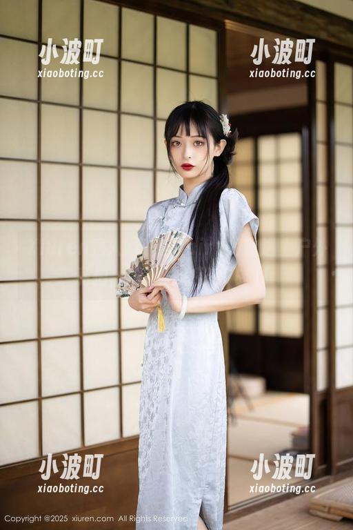Xiuren秀人网-fairy如歌 Xiuren秀人网 - 当fairy如歌遇上户外私拍,意外的火花在飞呀!