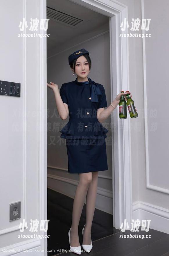 Xiuren秀人网-安沛蕾 Xiuren秀人网 - 礼服的舞步,安沛蕾的优雅:图集精选,有点像在轻声吟唱,却又不愿打破这静谧。
