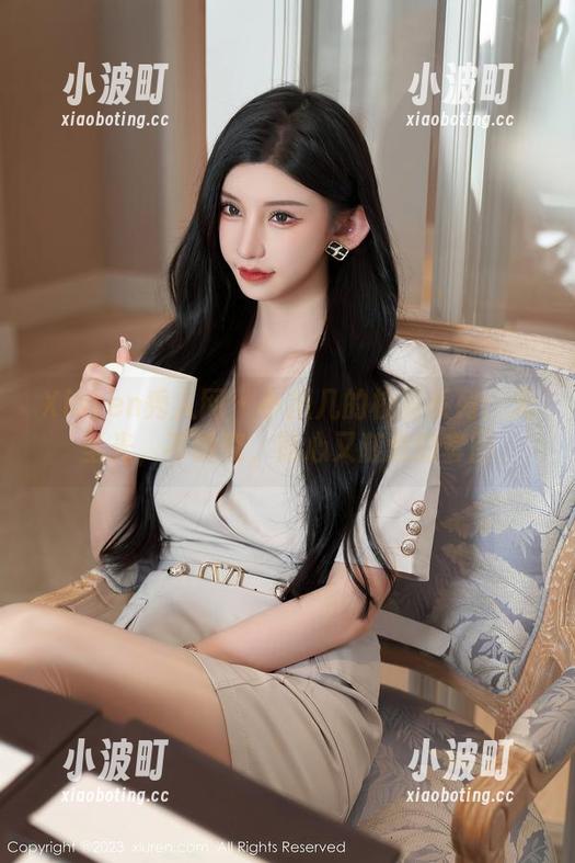 Xiuren秀人网-小爪几 Xiuren秀人网 - 小爪几的校服系列:无圣光,不讲究,贴心又随意的套图