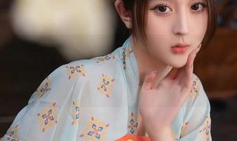 Xiuren秀人网 – 白衬衫，是不是每次月夕Lily在镜头前换衣服，衣物都在窃喜？