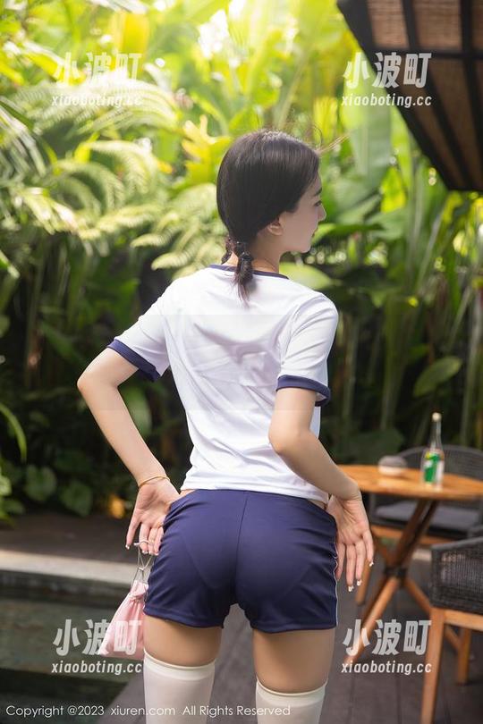 Xiuren秀人网-李可儿 Xiuren秀人网 - 缤纷短裤,李可儿的全套图包,没有哪个夏天能拒绝。