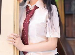 Xiuren秀人网 – 就问你，王俪丁呀的少女全套作品，打几分才算满意？