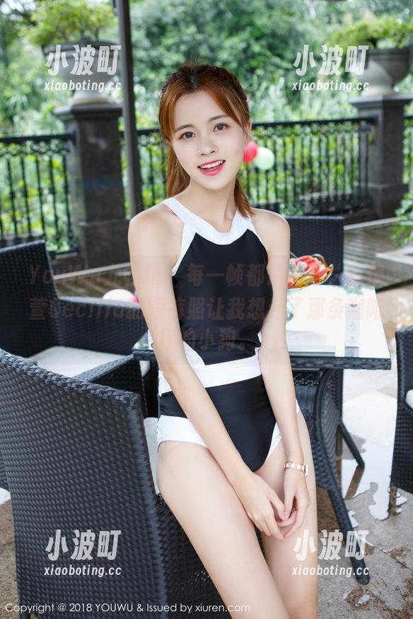 YouWu尤物馆-陆萱萱Cecilia YouWu尤物馆 - 每一帧都是精选,陆萱萱Cecilia的短裤照让我想起了那条咖啡厅的小狗。