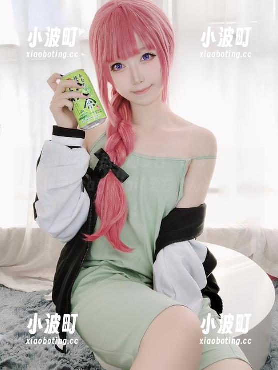 每张都能引发热议的夏日‘cos’图集，真不愧是asagiriai(爱ちゃん)的神操作！