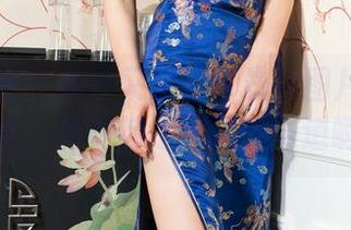 克拉女神 – 妮子又来了！最新图片中的死库水，满满都是夏日的味道啊。
