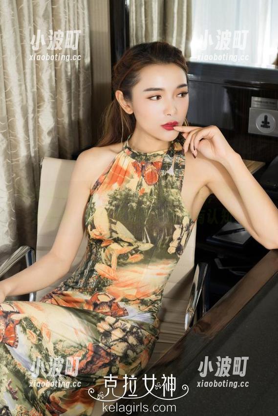 克拉女神-苏可可 克拉女神 - 苏可可:以纯白之名,带上高清壁纸,挑战你对色彩的所有认知!