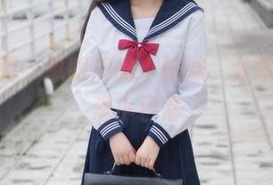 兔玩映画，单眼皮的小妹妹，分享她的可爱小日常
