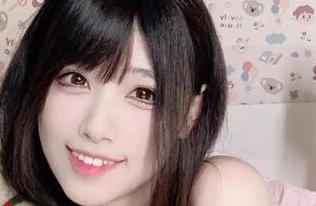微密圈 – 十万口草莓粥粥的美图，裤里丝间的色彩交响曲