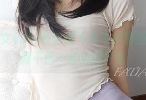 发条少女yoki在自撮写真中挖掘猫咪的深藏不露—精选的日常
