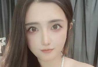 微密圈 – 古阿扎眼镜在线？这轮廓光影似乎超出了我的预期。