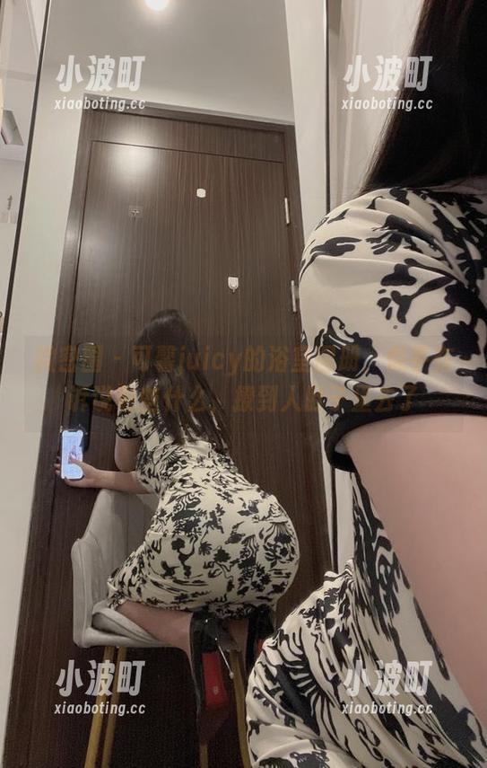 可馨juicy 微密圈 - 可馨juicy的浴室图册,似乎在诉说着些什么,撩到人肚子里去了