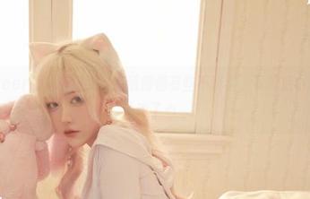 啾小妍Deer的暗夜猫女，高清得都有些不科学，下载后小心别被她迷了心