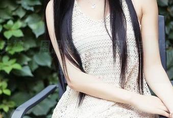头条女神 – 周思超黑丝，简直美到令人窒息的作品。