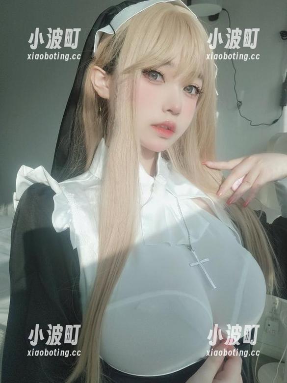 女主K说，壁纸不如上司的秘密来得刺激！