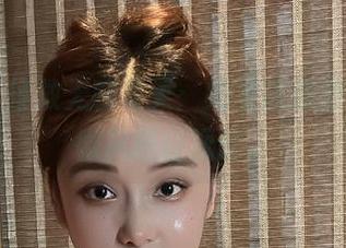 微密圈 – 拯救无聊夏天：奶雯高清图包来袭，微风轻轻抚过。