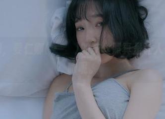 最新图册，姜仁卿(강인경)的灰丝照真是让人想多看几眼呢。