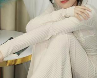 小众视觉 – 小薯条的学姐照，需要吗？没问题，免费下载就好！