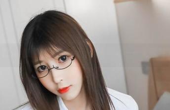 我们的小酥酱推出最新女仆内衣写真——太可爱了！