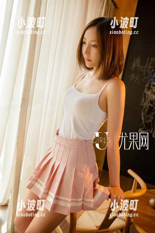 尤果网-李思宁 尤果网 - “李思宁的豹纹写真集:优雅与大胆的神奇平衡”,这图是原版本,别忘了找找细节哦。
