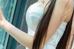尤果网 – 绝美赵雪showingoff，纯白私拍惹得邻居偷偷捂脸！