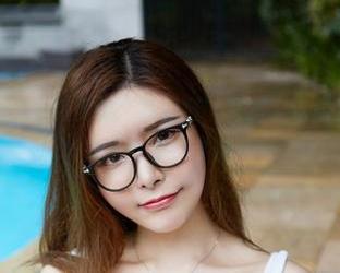尤物馆 – Amrita贞贞的“高跟鞋”写真，这脚步声都快能催出个节奏感了呀！