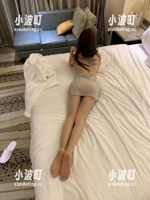 有你喵 微密圈 - 有你喵的白裙,私房里旋转的小风车