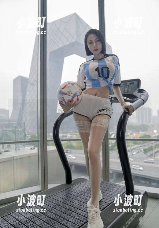 果儿Victoria 微密圈 - 看!果儿Victoria的裤里丝分享,简直能让整条街的风都停下来