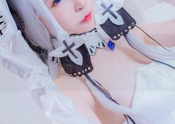 分享猫九酱的礼服，感觉像是从钢铁侠的衣橱里捞出来的！
