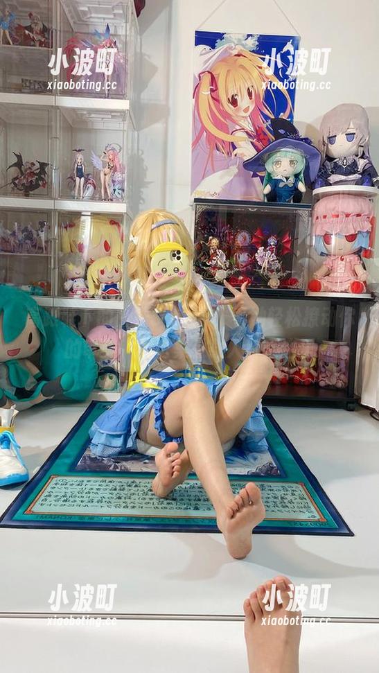 白栎Shirly 高跟鞋下的白栎Shirly,看她轻松撩动你的审美,写真集下载入口在这里