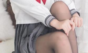 好画是非：白烨烨的少女写真，图册里是不是太多唏嘘的瞬间？