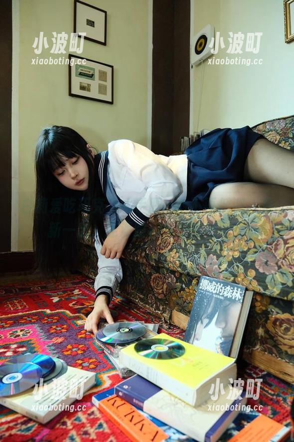 白莉爱吃巧克力 白莉爱吃巧克力水手服cos不再低调,更新一出,连海鸥都想来围观吧!