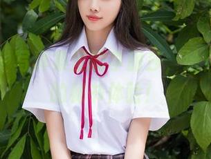 秀人网 – 写真集里的李丽莎，给你不一样的秘书体验！
