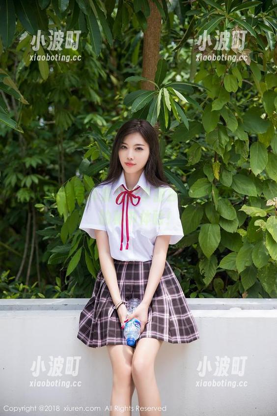 秀人网-李丽莎 秀人网 - 写真集里的李丽莎,给你不一样的秘书体验!
