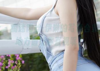 蜜桃社 – 痴迷肉丝-伊琳的写真合集，哪个地方最让你直视呢？