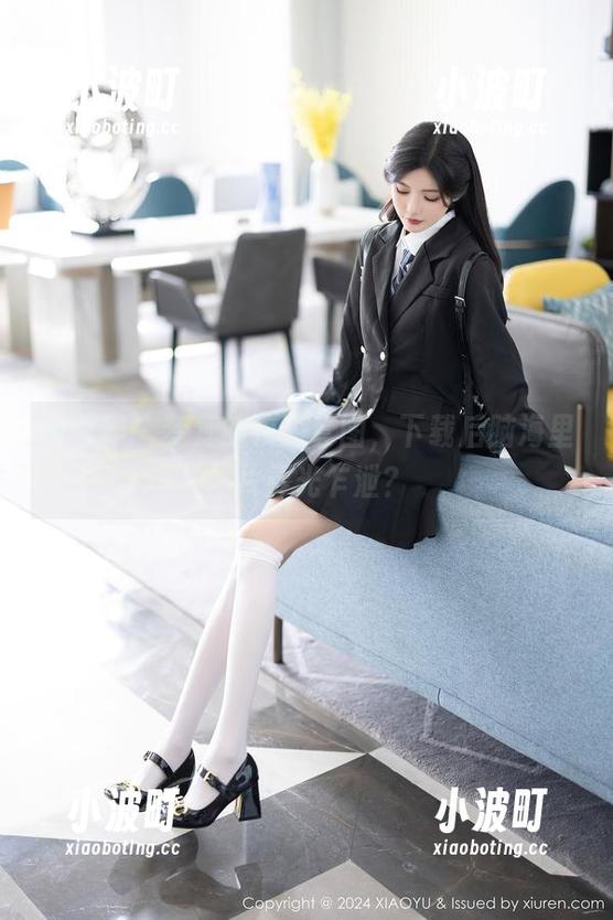 语画界-梦梵 语画界 - 梦梵的校服套图,下载后脑海里一片春光乍泄?