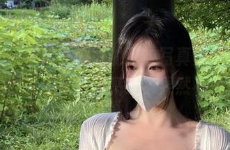 微密圈 – 软妹小九九的豹纹写真集，精选时刻的肢体语言真够亮眼，果然不一样。