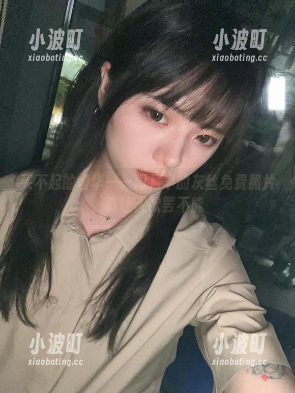 闪月半 买不起的奢华——闪月半的灰丝免费照片,真让人欲罢不能
