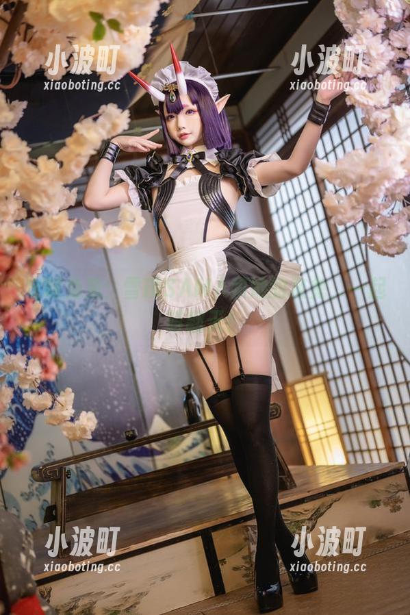 雪琪SAMA 定制兔兔:雪琪SAMA和她的灰兔,一起萌翻天!