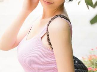 青豆客 – 这组少女写真，黄歆苑chobits是多想让我们回到青春期啊，快来个毕业照！