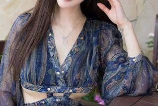 魅妍社 – Angela小热巴“白色”曝出，让我忍不住想下载，高清的太诱人了，干脆把我也一并下载回去吧！
